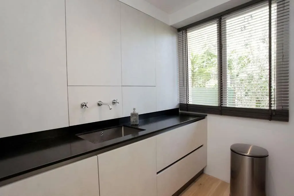 3 Pieces Luxe Croisette Apartment Cannes France